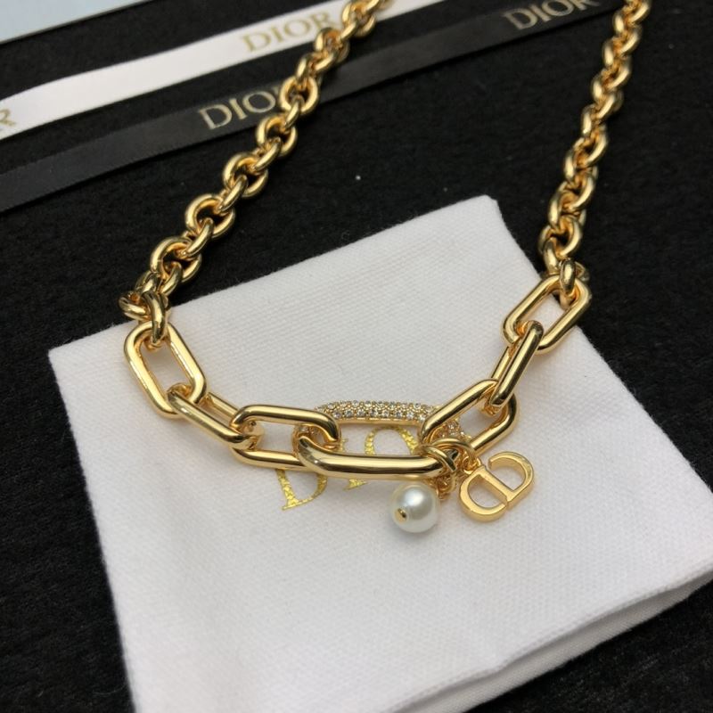 chr1st1an D10r necklaces